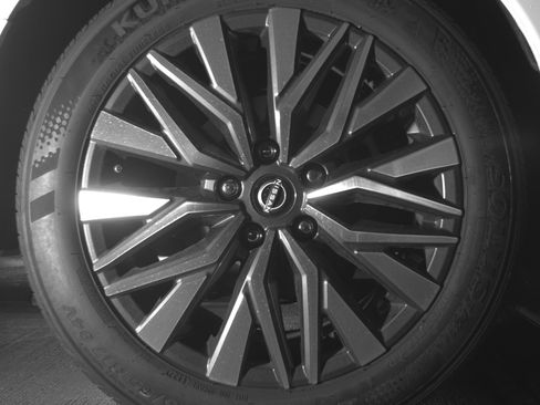 Used 2025 Nissan Altima 2.5 SV image 15