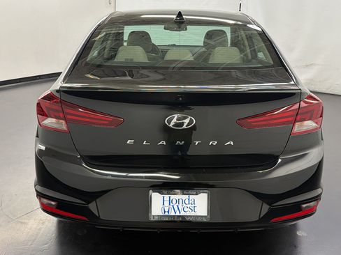 Used 2020 Hyundai Elantra Value Edition FWD image 10
