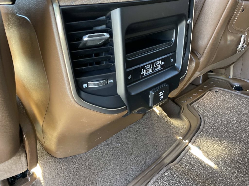 Used 2019 RAM 1500 Limited AWD/4WD image 10