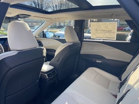 New 2026 Lexus RX 450h AWD image 19