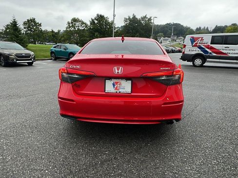 Used 2022 Honda Civic Sport image 5