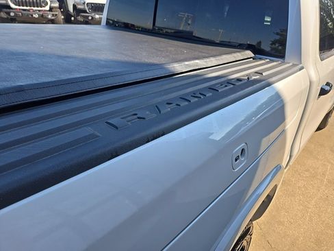 Used 2025 RAM 1500 Limited AWD/4WD image 32