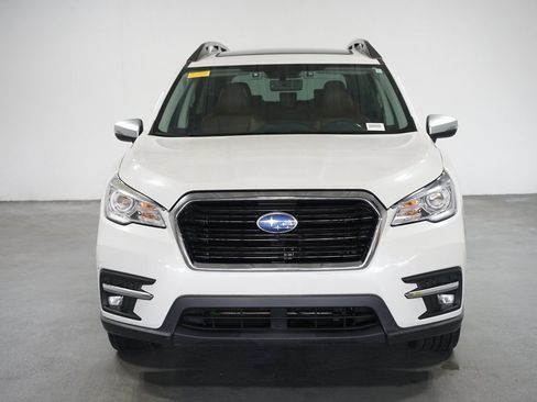 Used 2019 Subaru Ascent Touring image 2