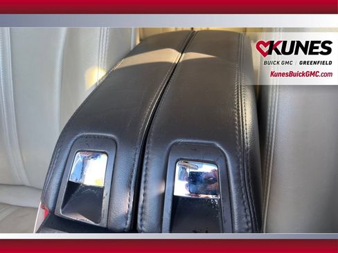 Used 2014 Lincoln MKT FWD image 31