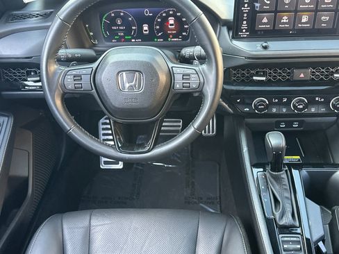 Used 2025 Honda Accord Sport image 14