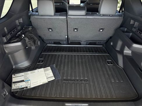 Used 2025 Toyota 4Runner TRD Off-Road Premium w/ Tow Technology Package AWD/4WD image 27