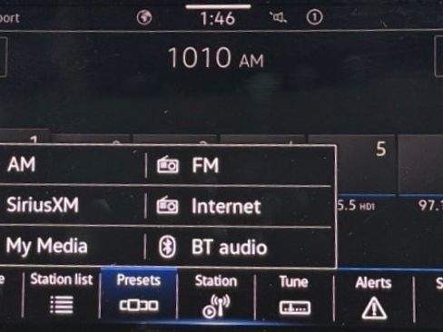 Used 2021 Volkswagen Tiguan SE w/ Panoramic Sunroof Package AWD/4WD image 21