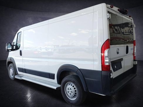 Used 2025 RAM ProMaster 2500 w/ U-Haul Equipment Group FWD image 3