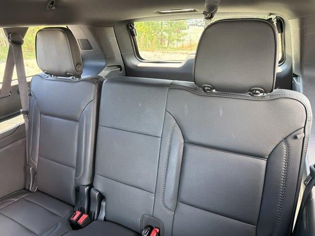 Used 2023 GMC Yukon XL Denali w/ Denali Reserve Package AWD/4WD image 2