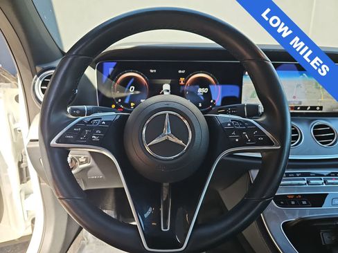 Used 2022 Mercedes-Benz E 350 Sedan w/ Driver Assistance Package image 19