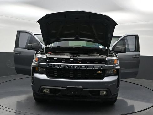 Used 2022 Chevrolet Silverado 1500 Custom w/ Safety Confidence Package AWD/4WD image 36