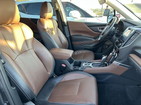Used 2023 Subaru Forester Touring AWD/4WD image 26