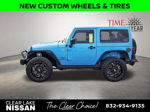 Used 2015 Jeep Wrangler Sahara image 4