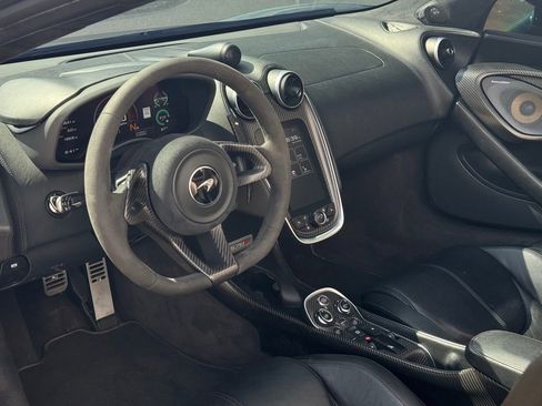 Used 2019 McLaren 570S Spider image 46