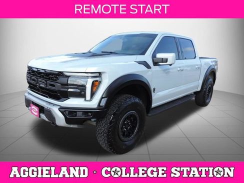Used 2025 Ford F150 Raptor AWD/4WD image 9