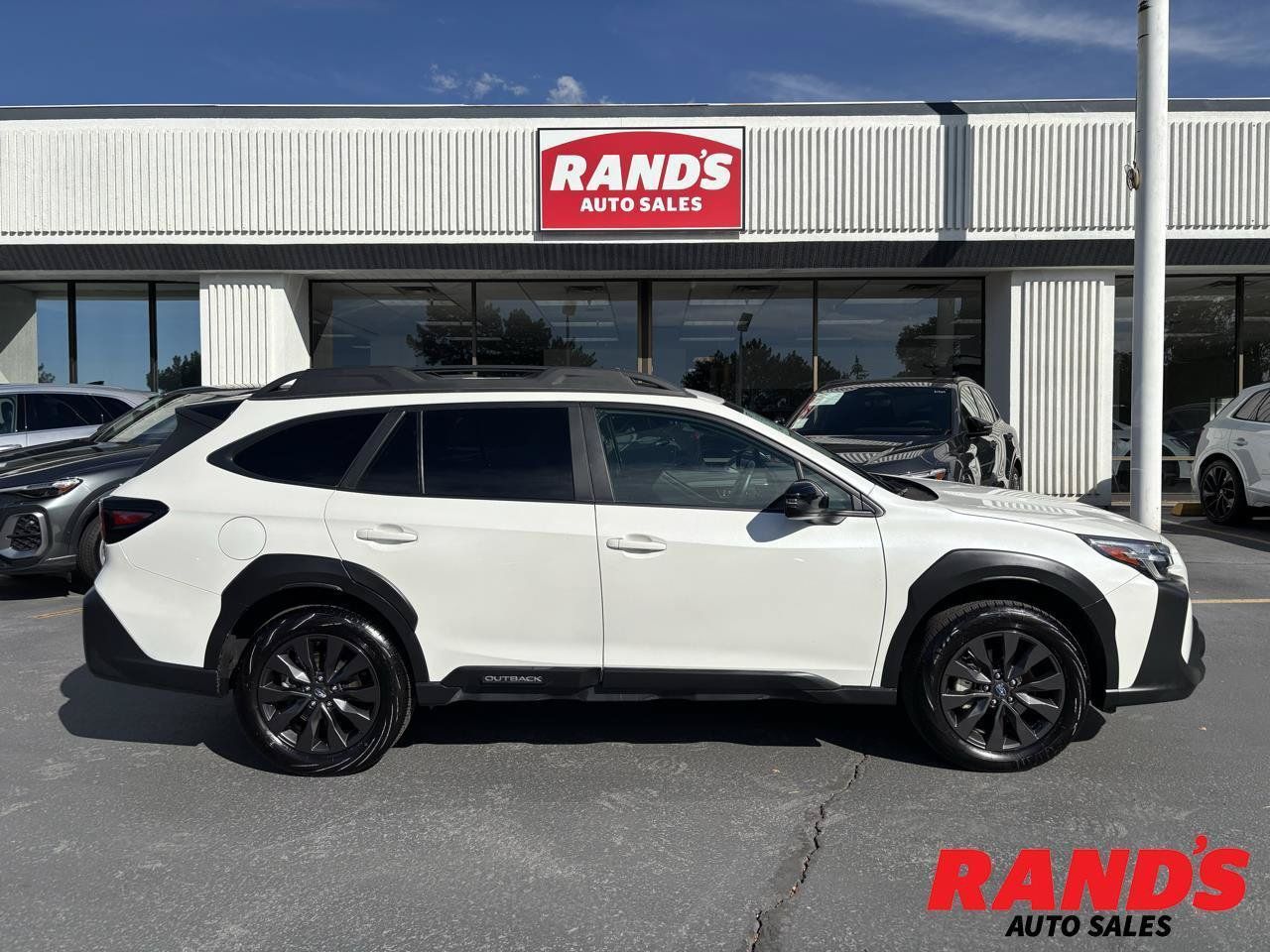Used 2025 Subaru Outback Onyx Edition AWD/4WD image 1