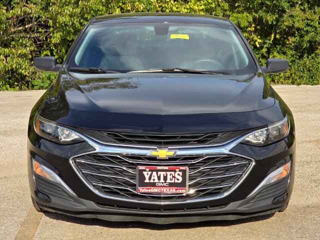 Used 2022 Chevrolet Malibu LS FWD image 2