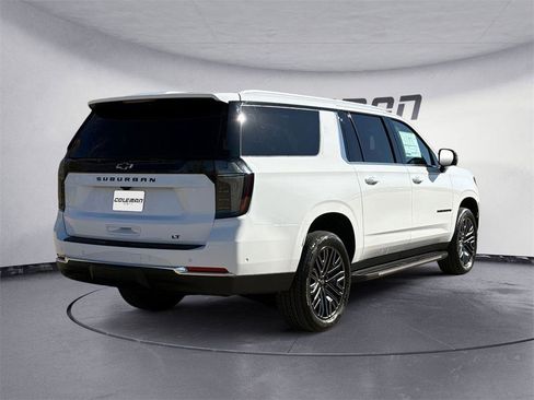 New 2026 Chevrolet Suburban LT w/ Comfort Package image 5