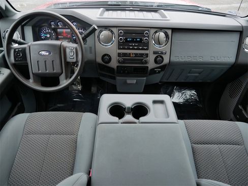 Used 2012 Ford F250 XLT w/ XLT Premium Pkg image 13