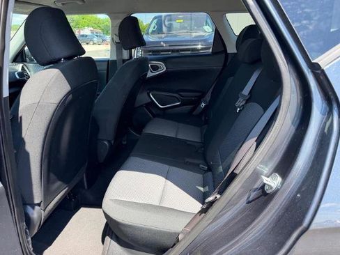 Used 2020 Kia Soul LX FWD image 11