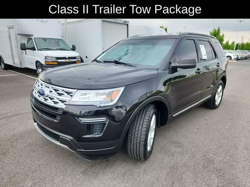 Used 2019 Ford Explorer XLT w/ Class II Trailer Tow Package FWD image 3