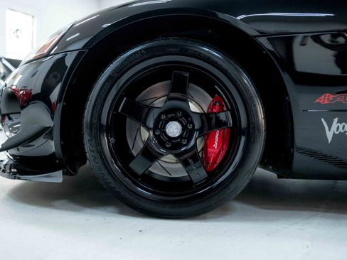 Used 2010 Dodge Viper ACR image 32