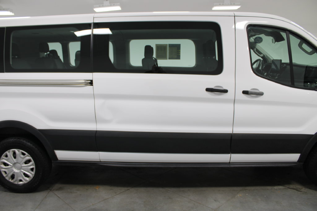 Used 2024 Ford Transit 350 XLT RWD image 11