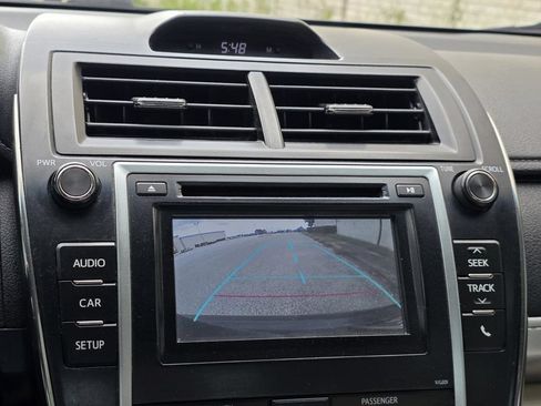 Used 2014 Toyota Camry LE FWD image 11