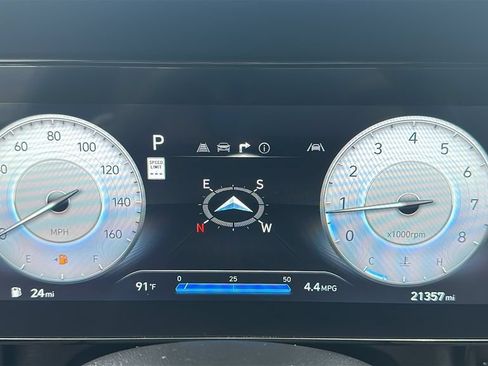Used 2024 Hyundai Elantra N Line FWD image 2
