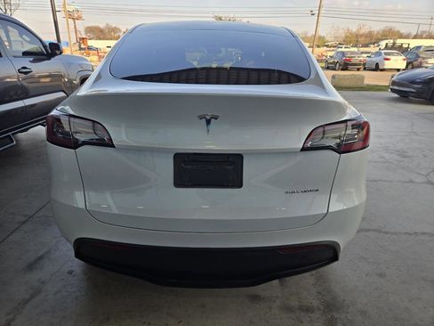 Used 2023 Tesla Model Y Long Range image 5