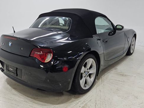 Used 2006 BMW Z4 3.0i image 4
