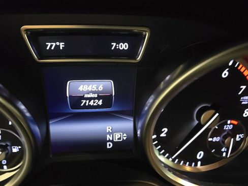 Used 2014 Mercedes-Benz ML 350 4MATIC w/ Premium 1 Package image 13