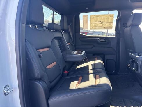 New 2026 GMC Sierra 1500 AT4 w/ AT4 Premium Package AWD/4WD image 31