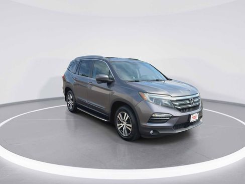 Used 2017 Honda Pilot EX-L image 2