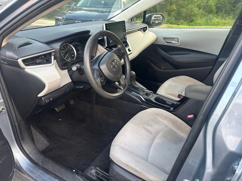 Used 2021 Toyota Corolla LE FWD image 9