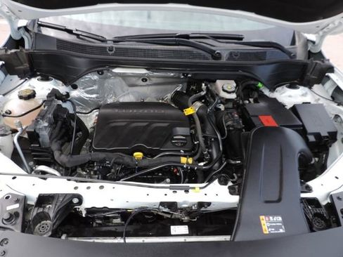 Used 2024 Chevrolet Trax RS w/ Sunroof Package image 20