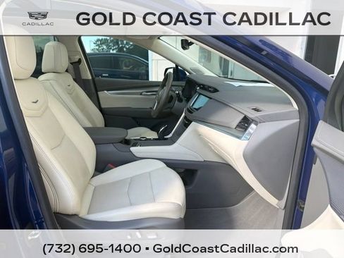 Certified 2024 Cadillac XT5 Premium Luxury w/ LPO, Floor Liner Package AWD/4WD image 7