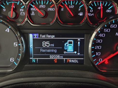 Used 2019 GMC Yukon SLT w/ Premium Edition RWD image 18
