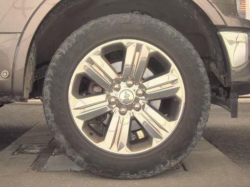 Used 2018 Ford F150 King Ranch w/ Equipment Group 601A Luxury AWD/4WD image 20