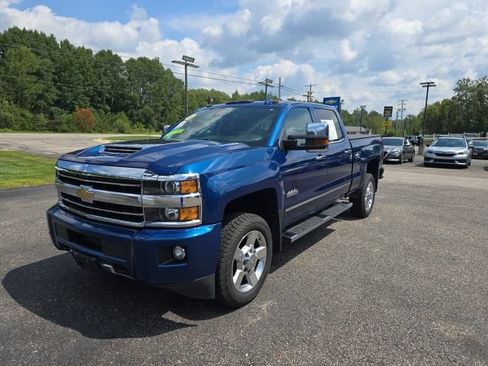 Used 2018 Chevrolet Silverado 2500 High Country AWD/4WD image 5