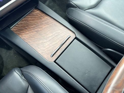 Used 2020 Tesla Model X Long Range image 21