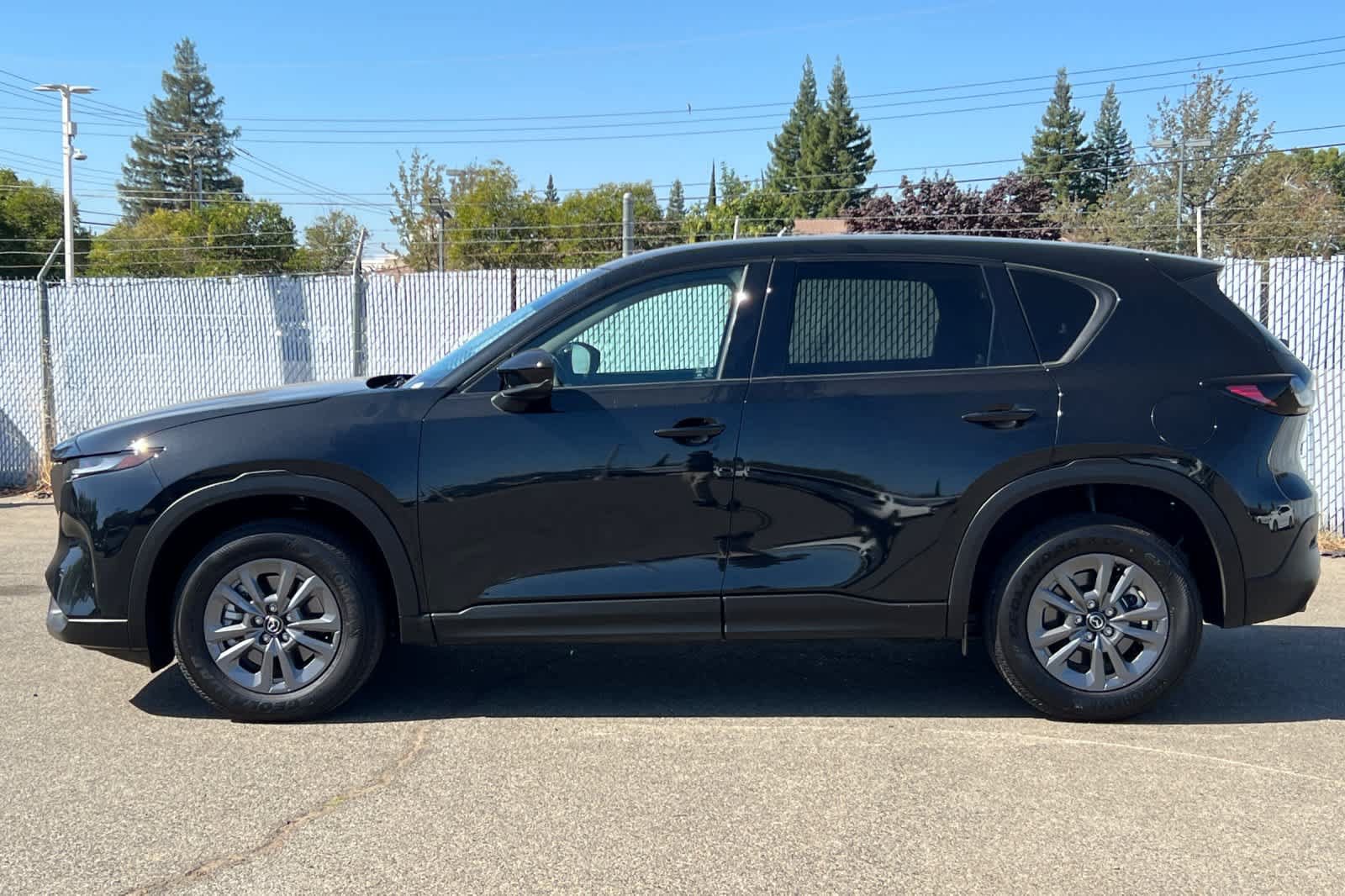 Used 2026 MAZDA CX-5 Select AWD/4WD image 2