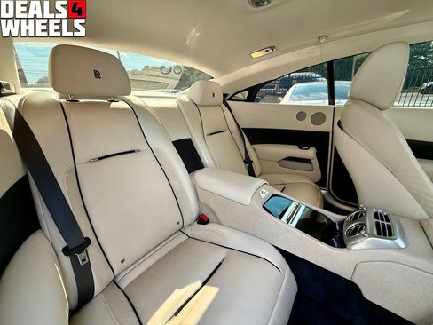 Used 2015 Rolls-Royce Wraith RWD image 43