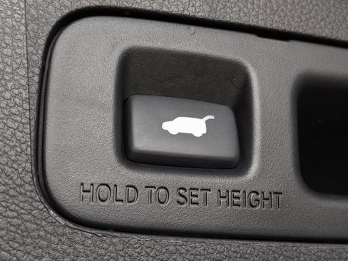 Used 2017 Honda CR-V Touring image 17