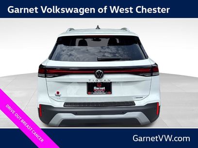 New 2026 Volkswagen Tiguan SE