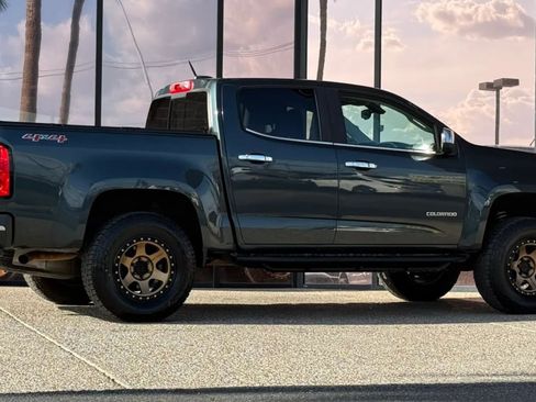 Used 2017 Chevrolet Colorado LT w/ Luxury Package, Chrome AWD/4WD image 13