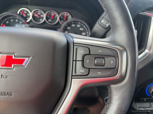 Used 2021 Chevrolet Silverado 1500 LT image 14