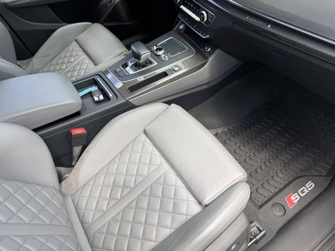 Used 2018 Audi SQ5 Prestige AWD/4WD image 33