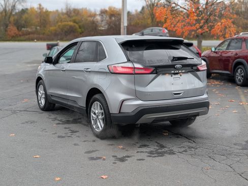 Used 2022 Ford Edge SEL w/ Convenience Package image 9