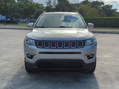 Used 2020 Jeep Compass Limited image 2